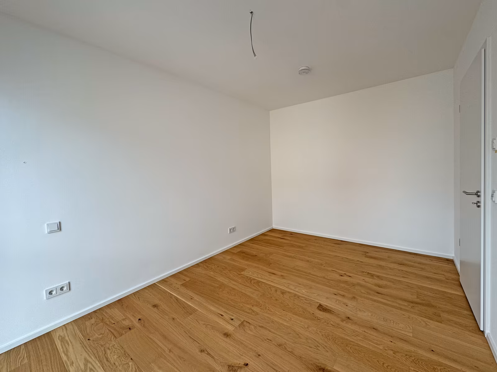 Lichtdurchflutete 3 Zimmer Wohnung in hochwertiger Neubau Wohnanlage